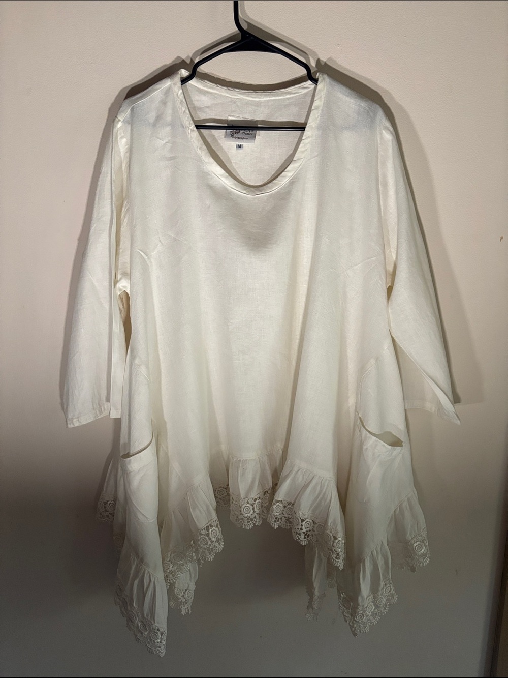 White Lace-Hem Women's Tunic Top